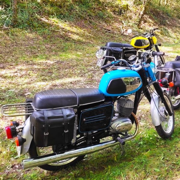 Moto MZ 125 TS à louer chez Locarusticmoto