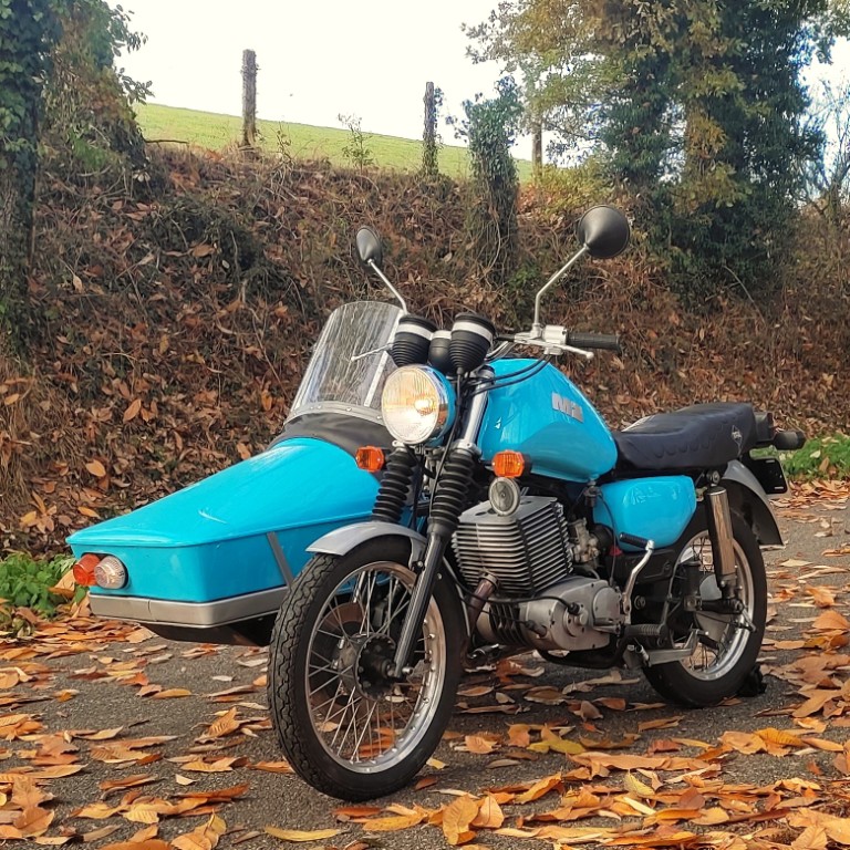 Sidecar MZ 250 TS à louer chez Locarusticmoto