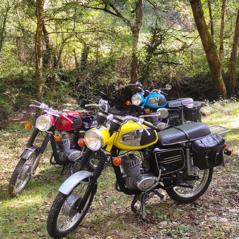 Moto MZ 125 TS à louer chez Locarusticmoto